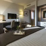 Hotel Relais Sant'uffizio Wellness & 4*