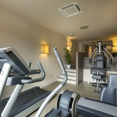 Relais Sant'uffizio Wellness & מלון 4*
