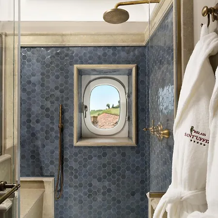 Relais Sant'uffizio Hotel 5*
