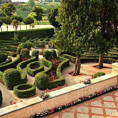 Hotell Relais Sant'uffizio Wellness & Cioccaro Di Penango