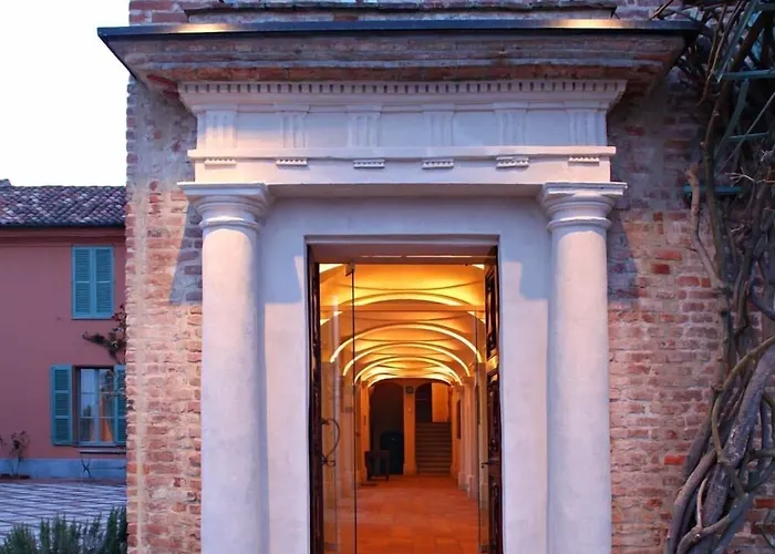 Relais Sant'uffizio Wellness & فندق
