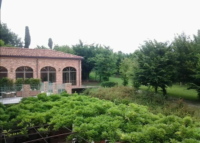 فندق Relais Sant'uffizio Wellness & Cioccaro Di Penango