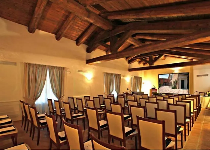 Relais Sant'uffizio Wellness & فندق